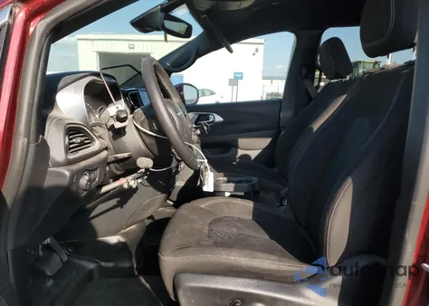 2022 Chrysler Pacifica Touring z USA, uszkodzony, nr VIN 2C4RC1FG5NR165368